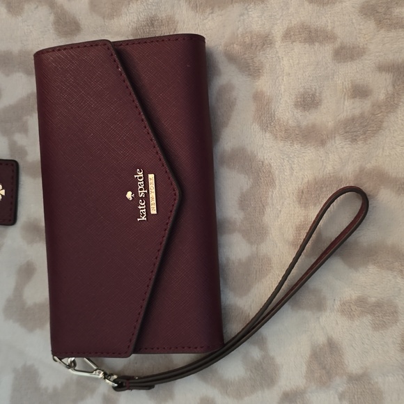 KATE SPADE BAG and WRISTLET - Picture 9 of 14
